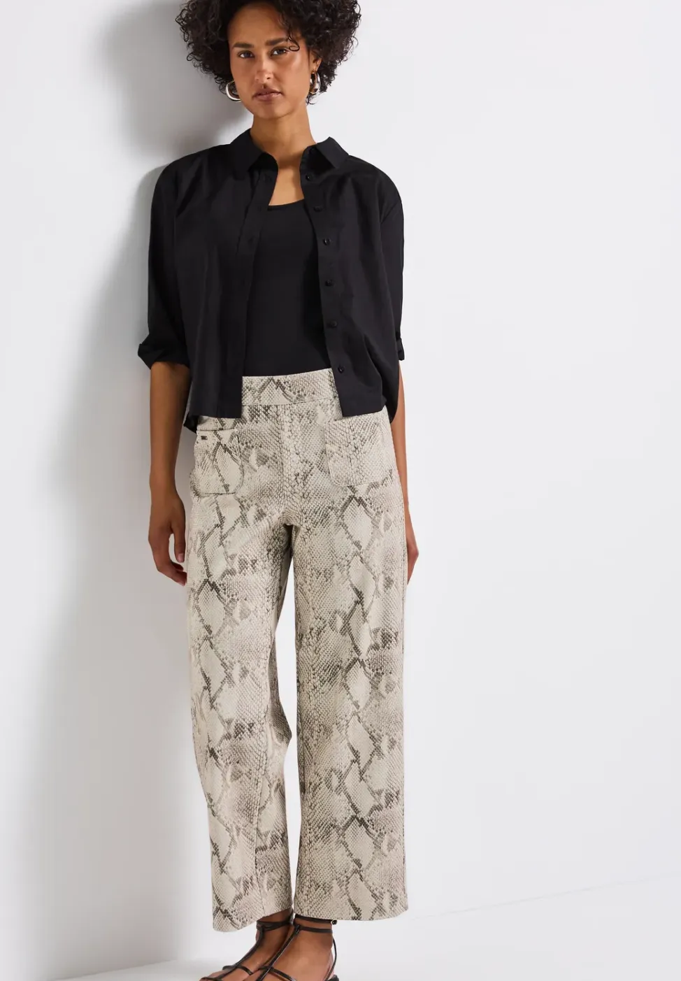 Broek met gedessineerde straight legs