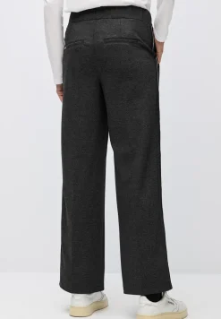 Broek met rechte pijpen en tape
