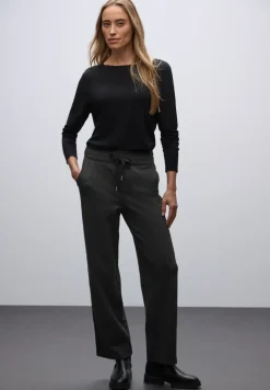 Broek met rechte pijpen en tape