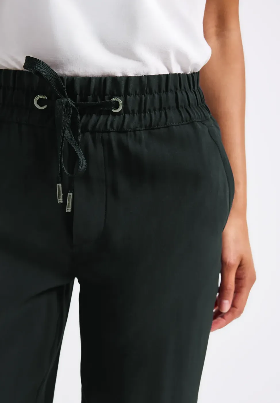 Broek met rechte pijpen in keperstof