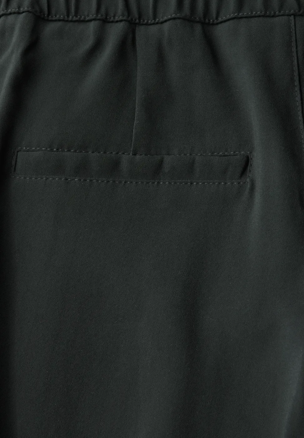 Broek met rechte pijpen in keperstof