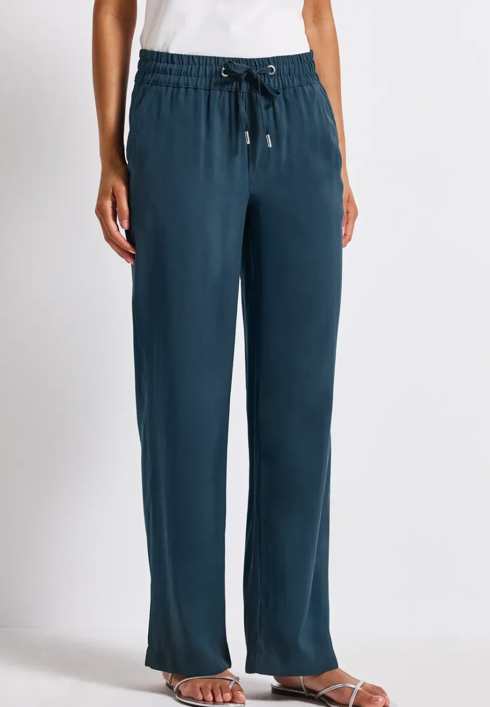 Broek met rechte pijpen in keperstof