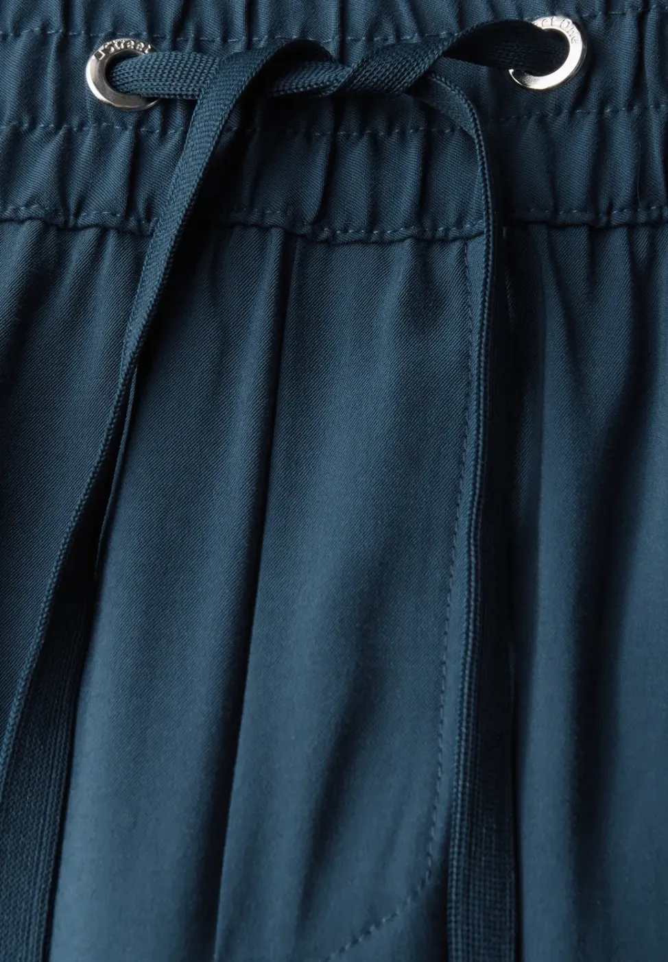 Broek met rechte pijpen in keperstof