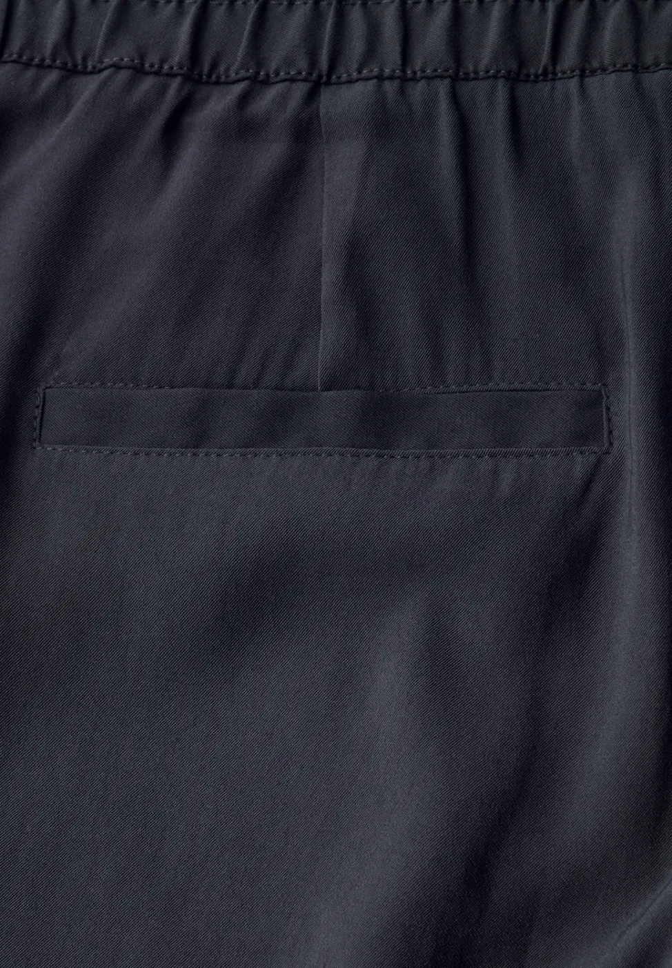 Broek met rechte pijpen in keperstof