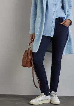 Broek met ritsdetails