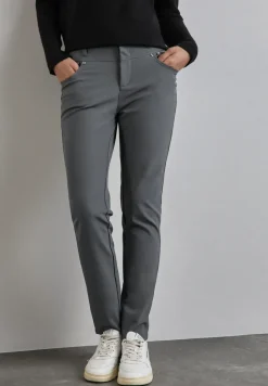 Broek met ritsdetails
