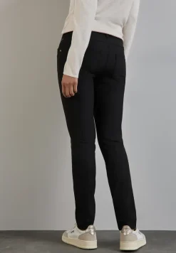 Broek met ritsdetails