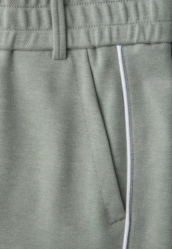 Broek met smalle pijpen