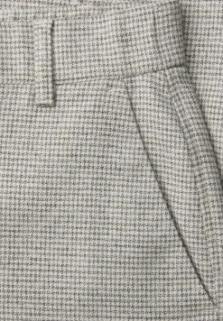 Broek met smalle pijpen