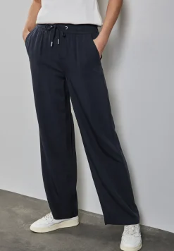 Broek met wijde pijpen in keperstof