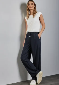 Broek met wijde pijpen in keperstof