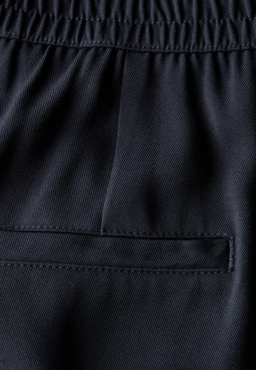 Broek met wijde pijpen in keperstof