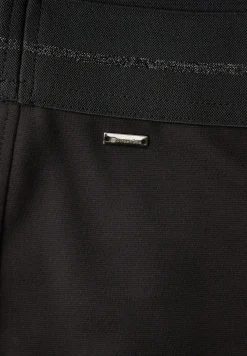 Broeken met wijde pijpen