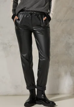 Broek in lederlook