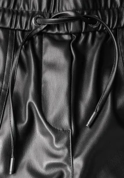 Broek in lederlook
