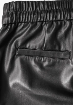 Broek in lederlook