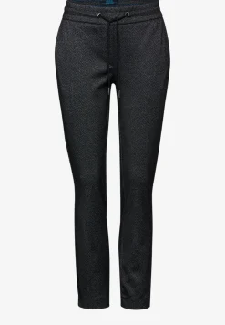Broek in visgraatlook