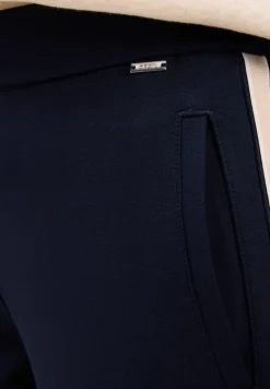 Broek met banddetail