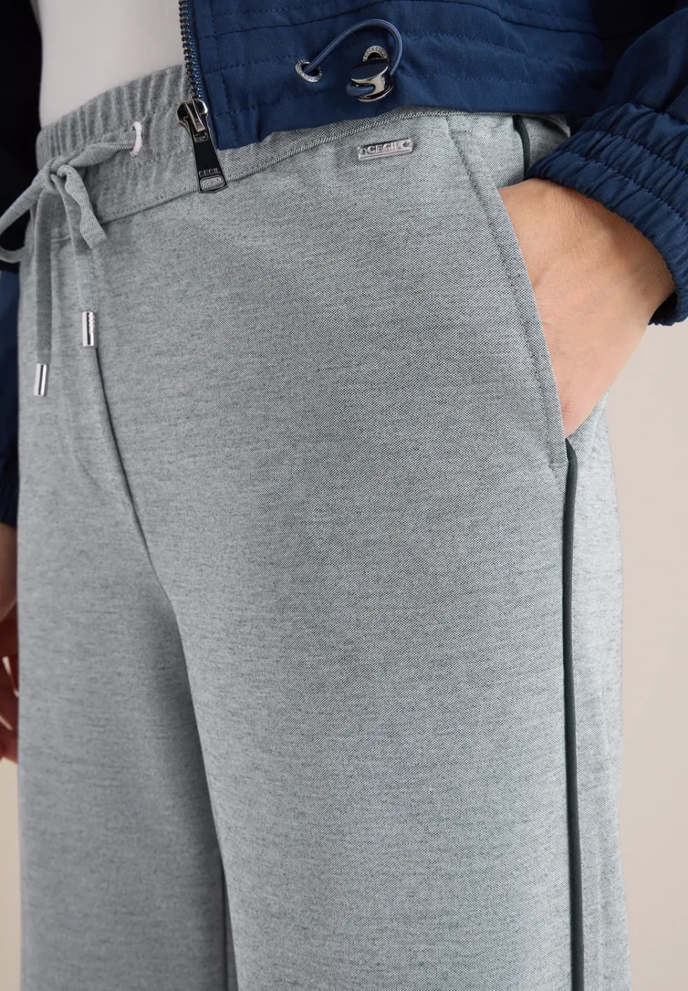 Broek met galonstrepen