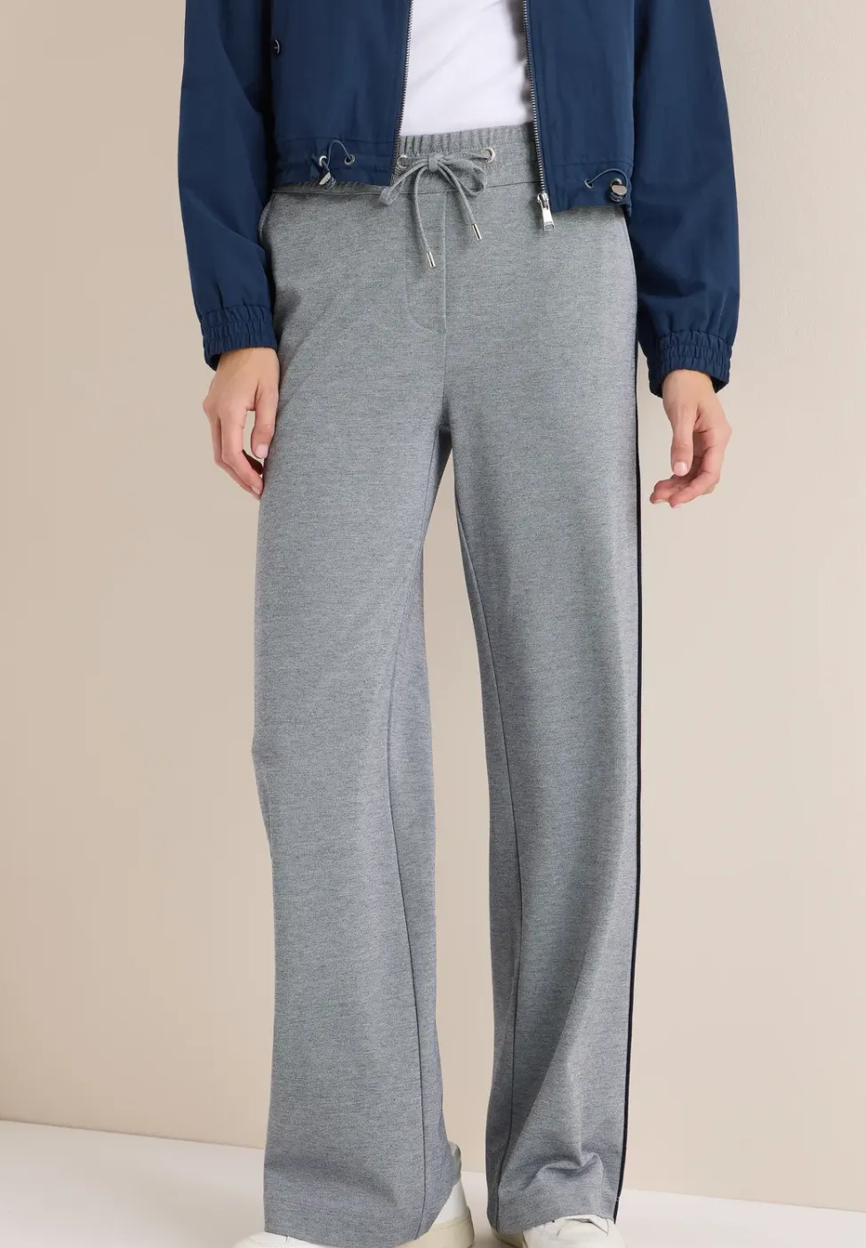 Broek met galonstrepen
