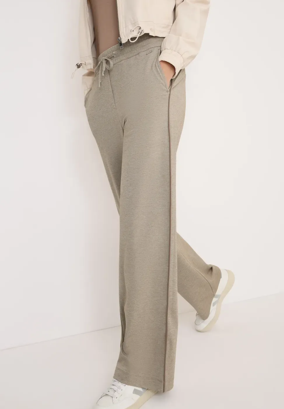 Broek met galonstrepen