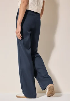 Broek met gemêleerd effect
