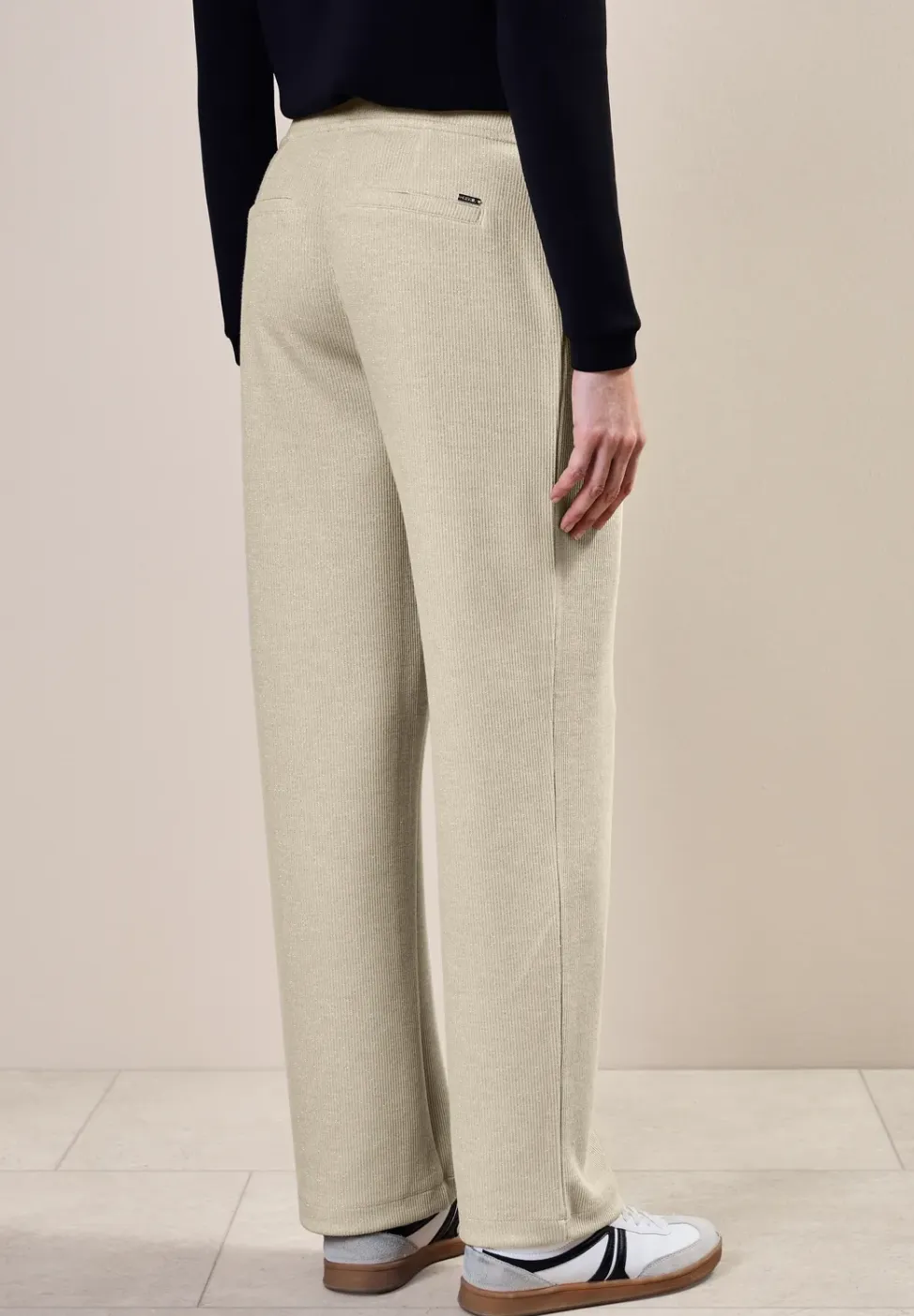 Broek met glitterdetails