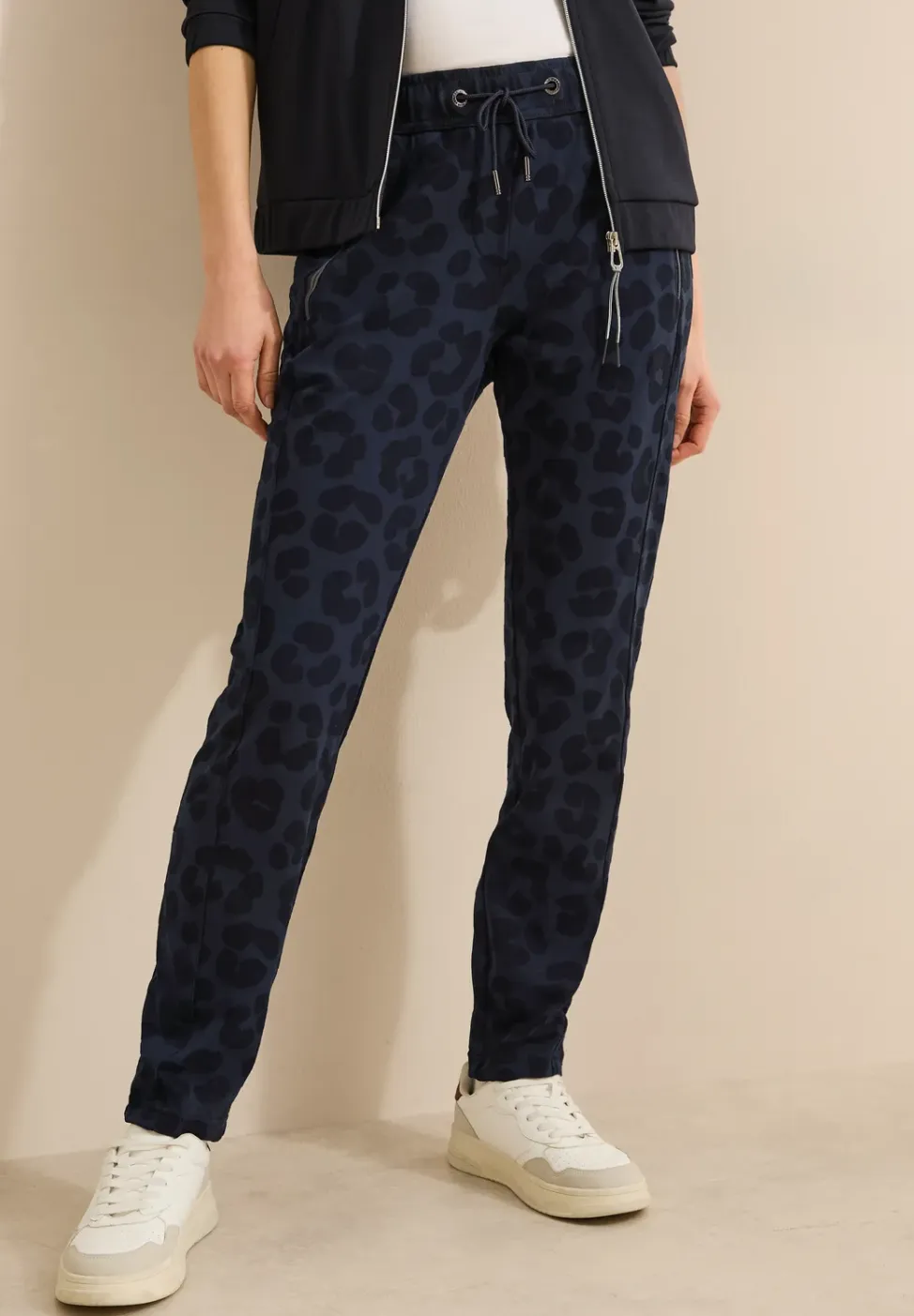Broek met leopatroon