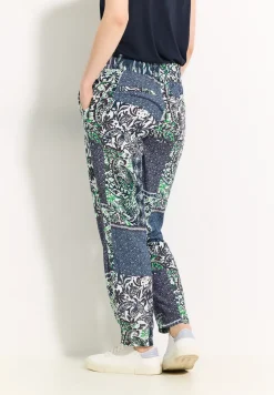 Broek met patchworkprint