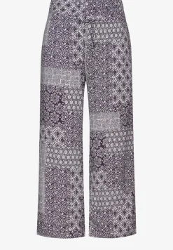 Broek met patchworkprint
