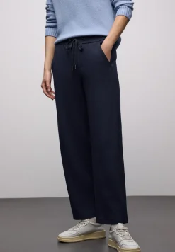 Broek met rechte pijpen en tape