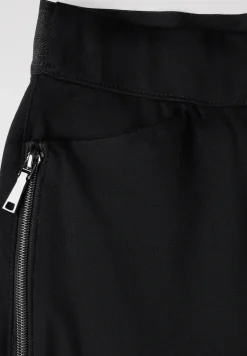 Broek met ritsdetails