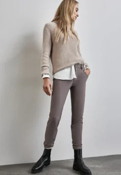 Broek met ritsdetails