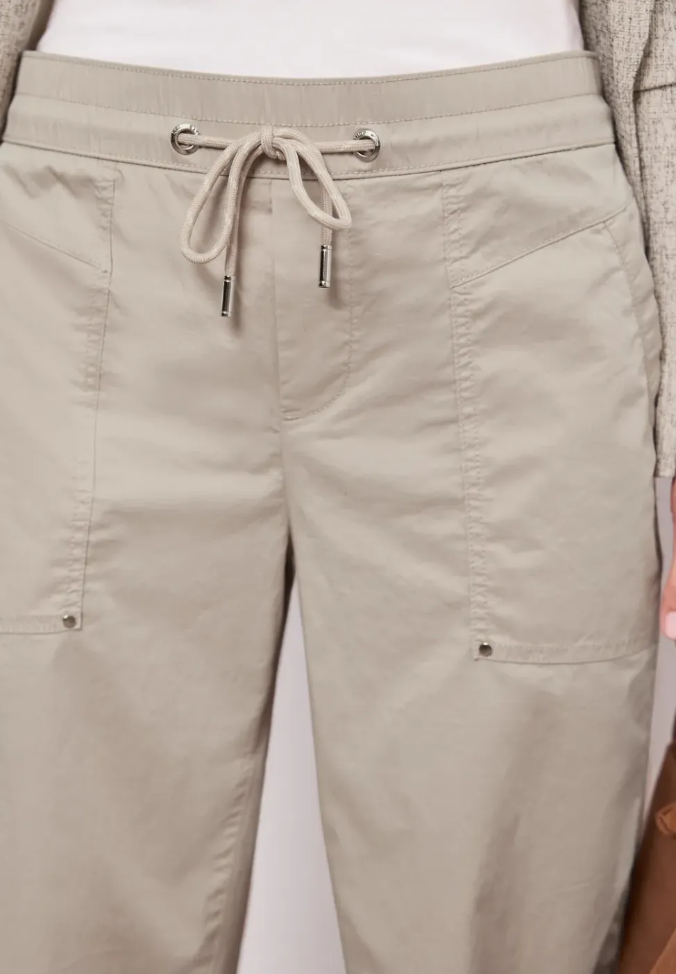 Broek met spijlpijpen in papertouch kwaliteit