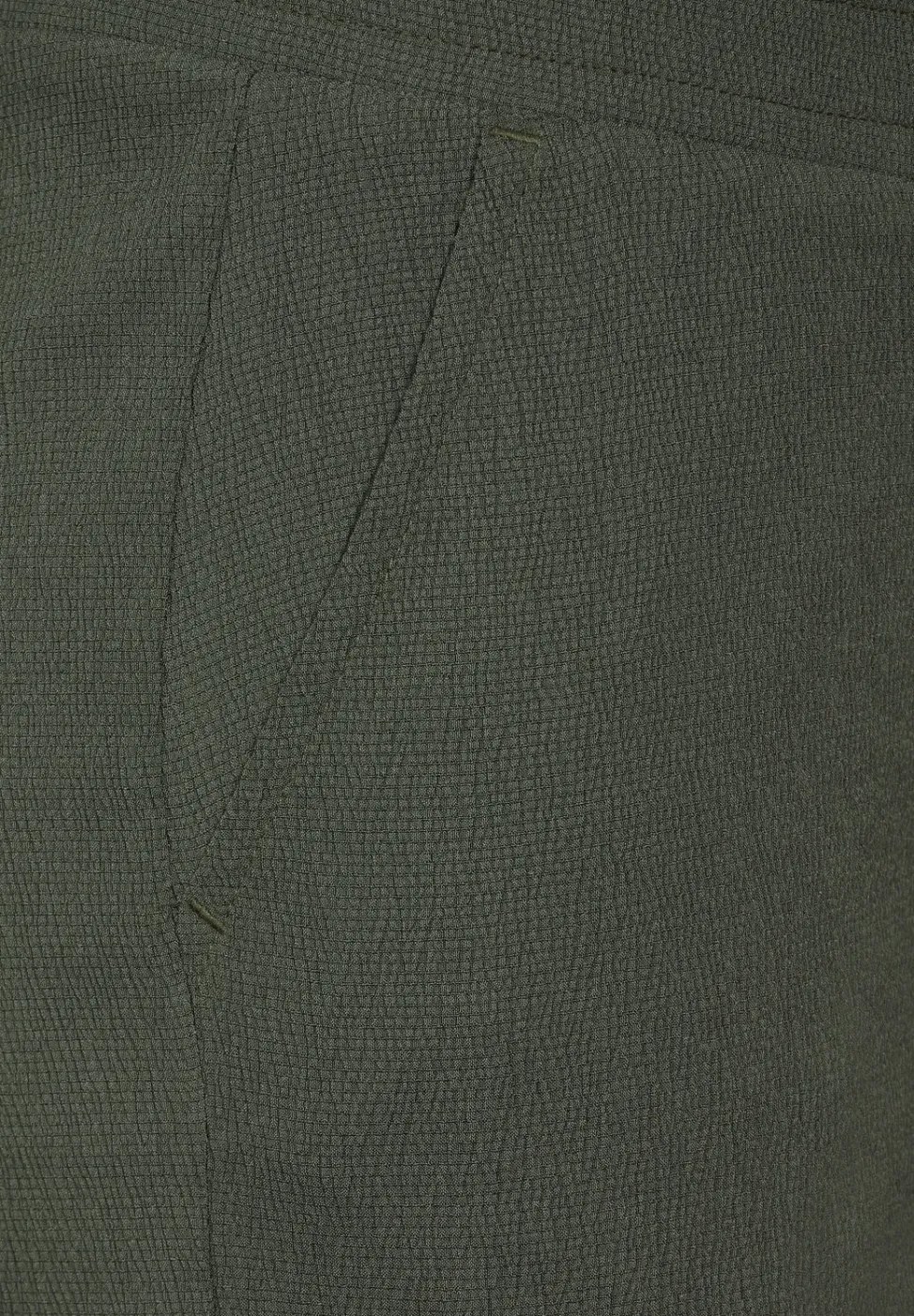 Broek met wijde pijpen en structuur