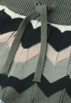Broek met zigzagpatroon