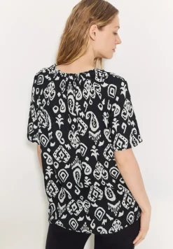 Carmen blouse met print