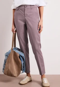 Casual fit chino's in een zachte stof