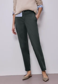 Casual fit chino's in een zachte stof