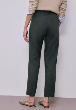 Casual fit chino's in een zachte stof