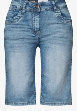Casual fit denim shorts
