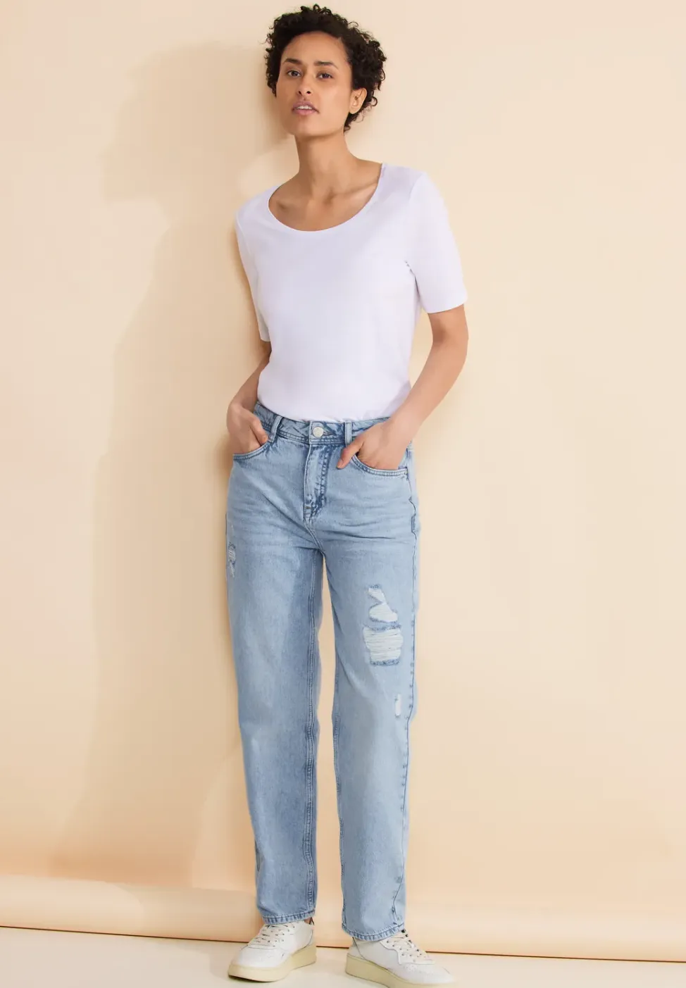 Casual fit used jeans