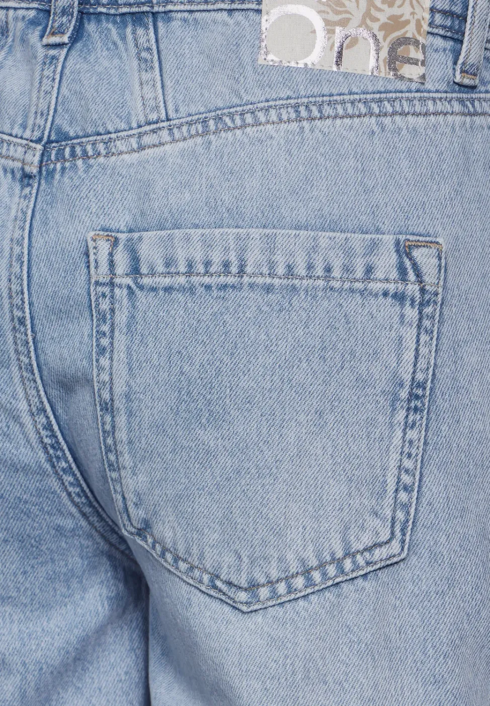 Casual fit used jeans