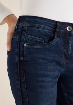 Casual jeans