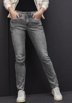 Casual jeans