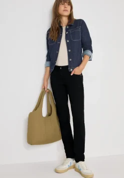Casual jeans