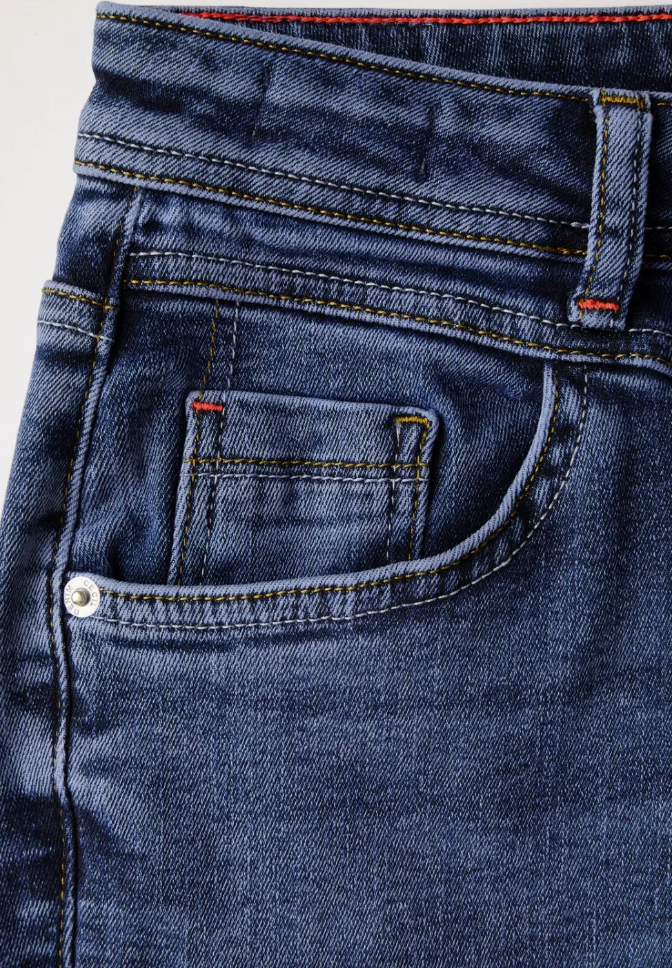 Casual jeans