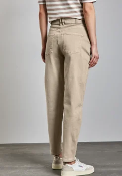 Casual jeans
