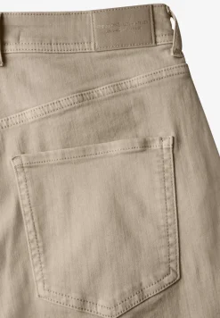 Casual jeans