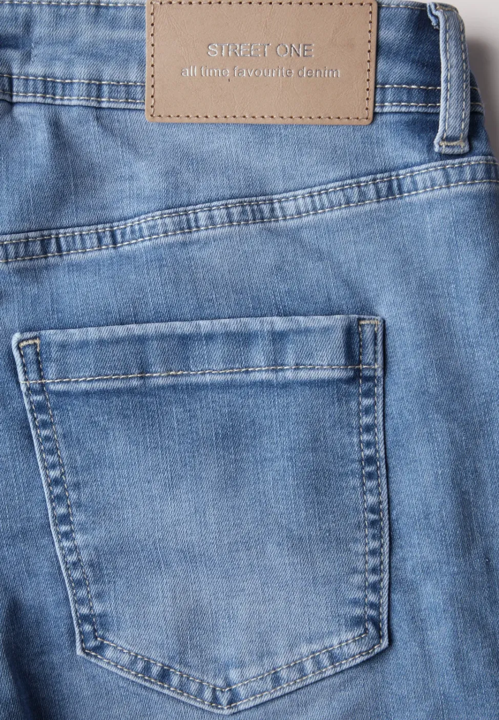 Casual jeans
